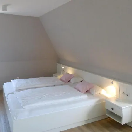 Casa de Férias Haus Strandweg 8 Friesenhaushaelfte *steuerbord* *