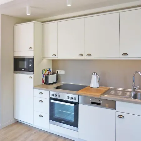 Haus Strandweg 8 Friesenhaushaelfte *steuerbord* Casa de Férias *